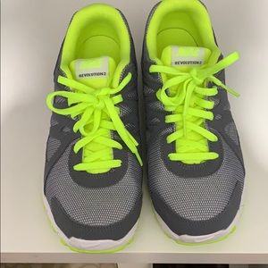 Nike Sneakers (Revolution 2) Boys size 6